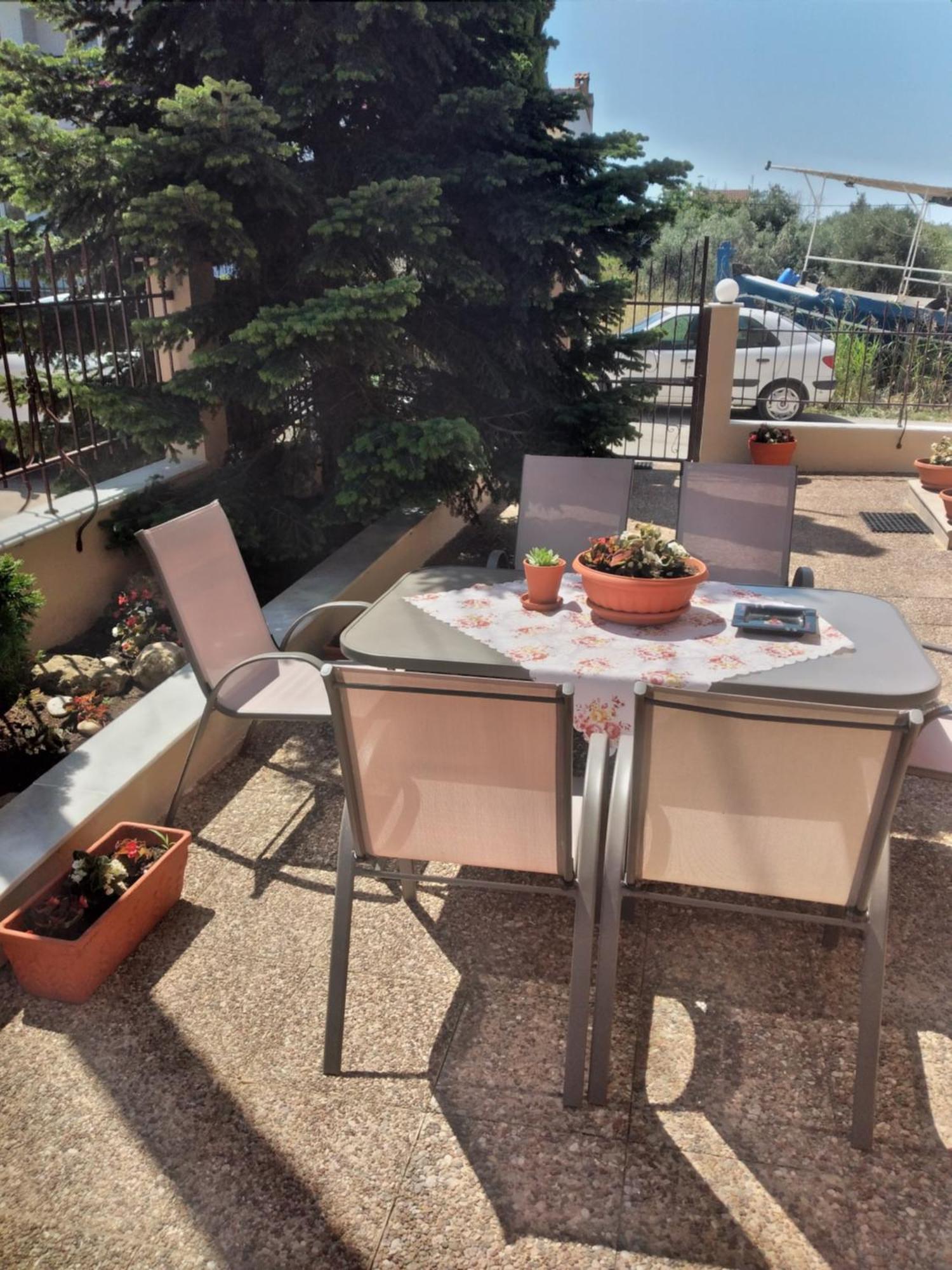 Ariadne Apartments 네아 미카니오나 외부 사진